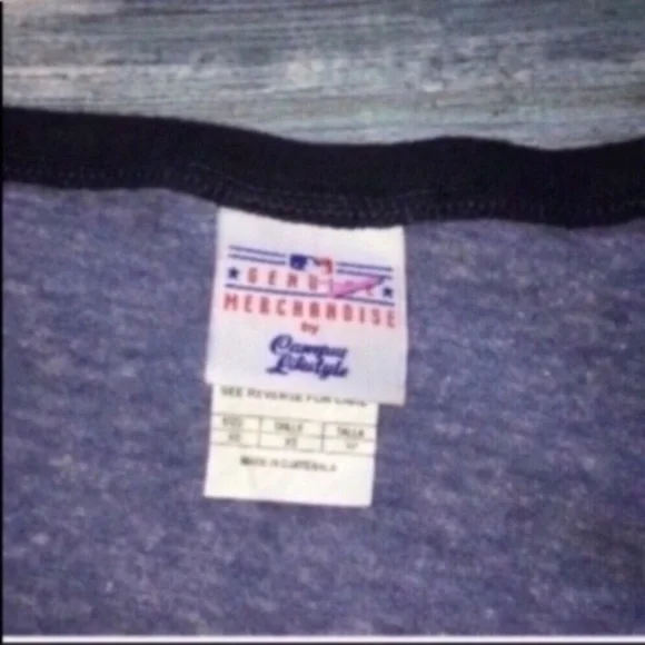 MLB New York Yankees 3/4 Sleeve Baseball Tee - Picture 2 of 5